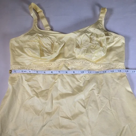 Ruby Ribbon Lace Cami in Canary Yellow Size 44 Shapewear - Picture 3 of 7